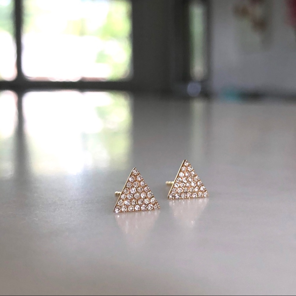 14K Yellow Gold Diamond Triangle Stud Earrings